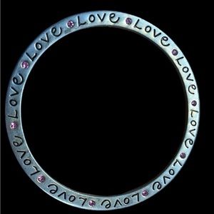 Bracelet love with pink crystals.